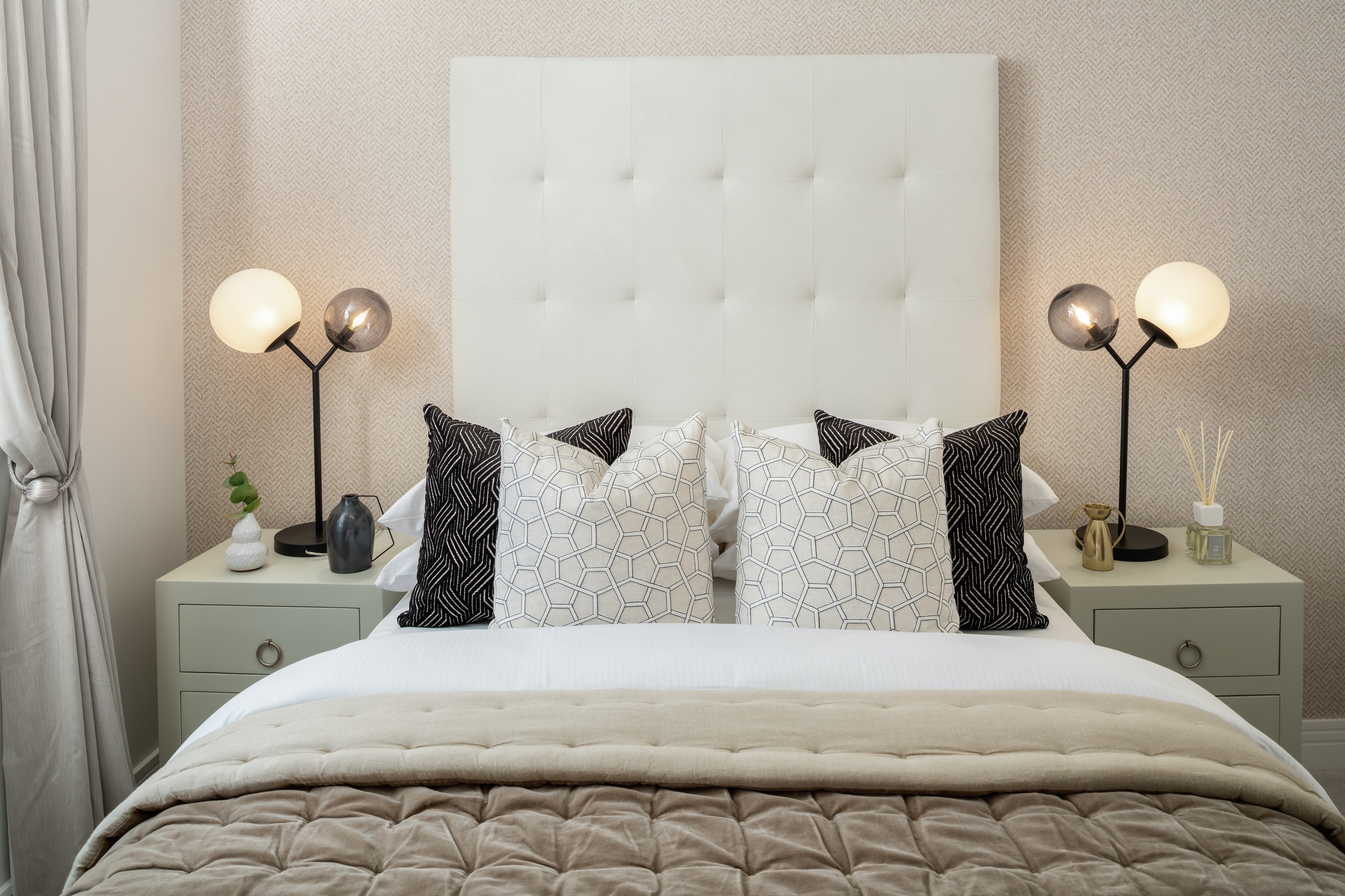 Vb1634755 Plot 33 Craibstone Estate The Westwood Bedroom 2 Headboard
